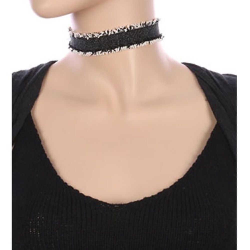 10/$25🦋 Farah Jewelry Frayed Edge Black Denim Choker